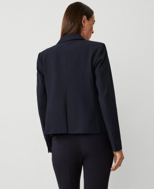 The Petite Notched One Button Blazer in Seasonless Stretch