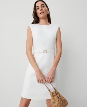 The Belted Shift Dress in Linen Blend