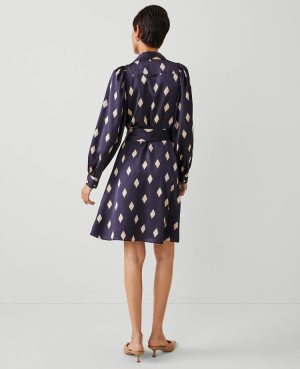 Petite Geo Collared Belted Shirtdress