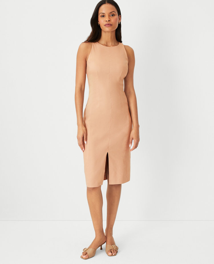The Petite Cutaway Sheath Dress in Linen Blend - Curvy Fit