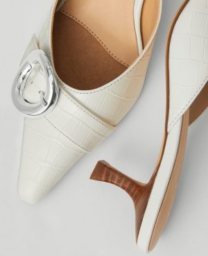 Buckle Nip Toe Embossed Kitten Heels