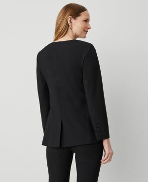 The Curved Hem Jacket in Seasonless Stretch