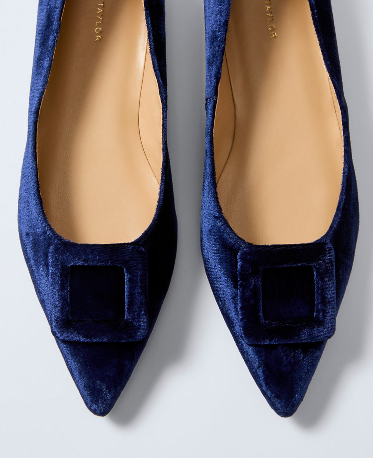 Velvet Pointy Toe Buckle Flat